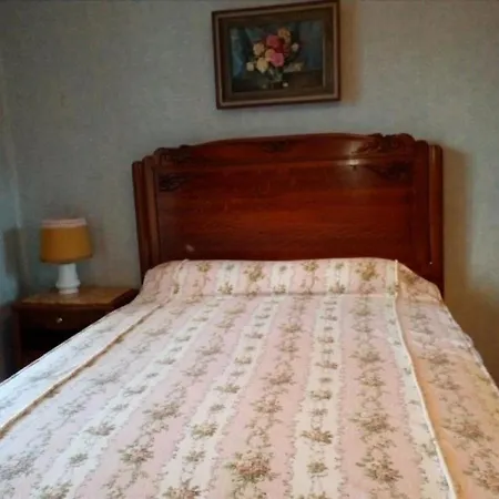 Maison Chambon-sur-lac, 6 Pieces, 6 Personnes - Fr-1-395-32 بيت للعطل *