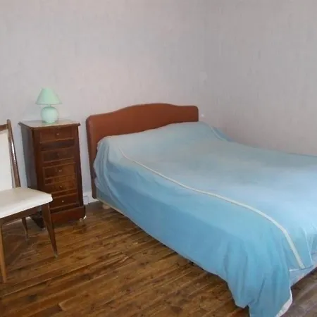 Maison Chambon-sur-lac, 6 Pieces, 6 Personnes - Fr-1-395-32 شامبون-سورلاك